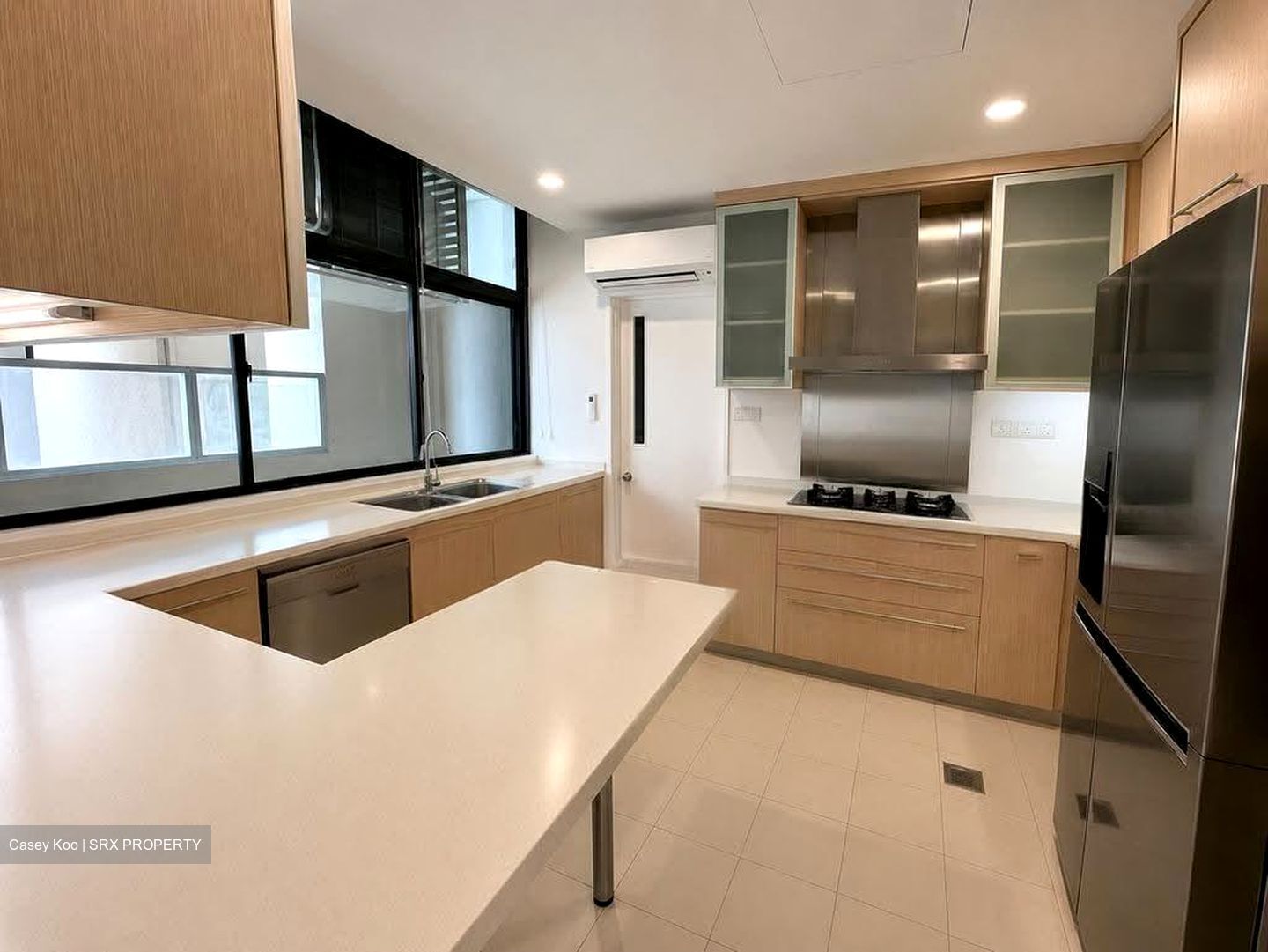 The Colonnade (D10), Condominium #607495721